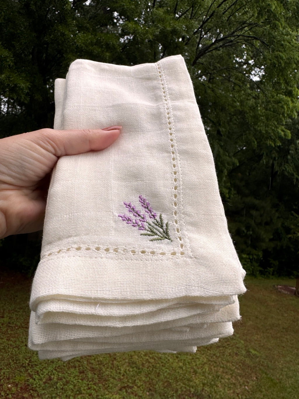 Lavender Embroidered Hemstitch Cotton Napkin – Ivory